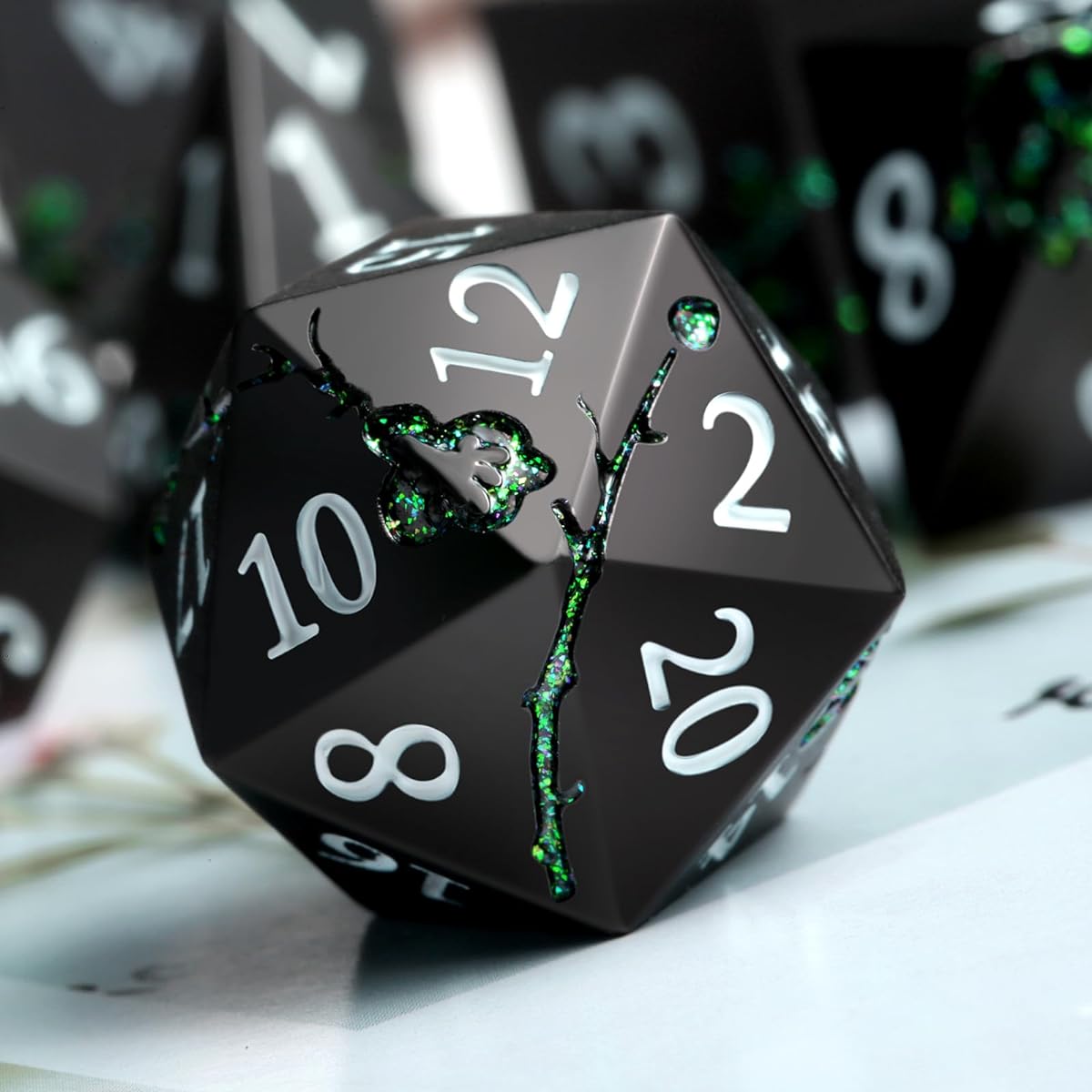 DNDND Glitter Green Metal Dice 7 Pieces Flower Metallic DND Dice Set with Poor Gift Case for Dungeons and Dragons Tabletop Game (Matte Black Glitter Green Flower)