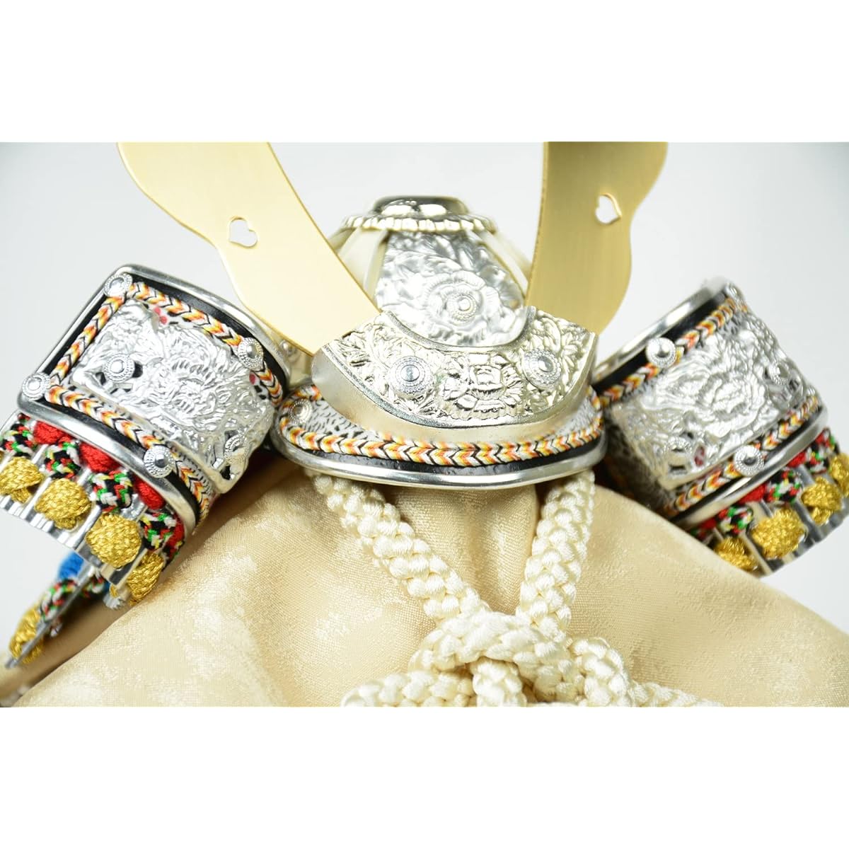 May Doll Kanzo's Kabuto Decoration No. 5 Mini Kabuto Compact Kabuto Decoration with Storage Box Limited Edition 2023 (I-1)