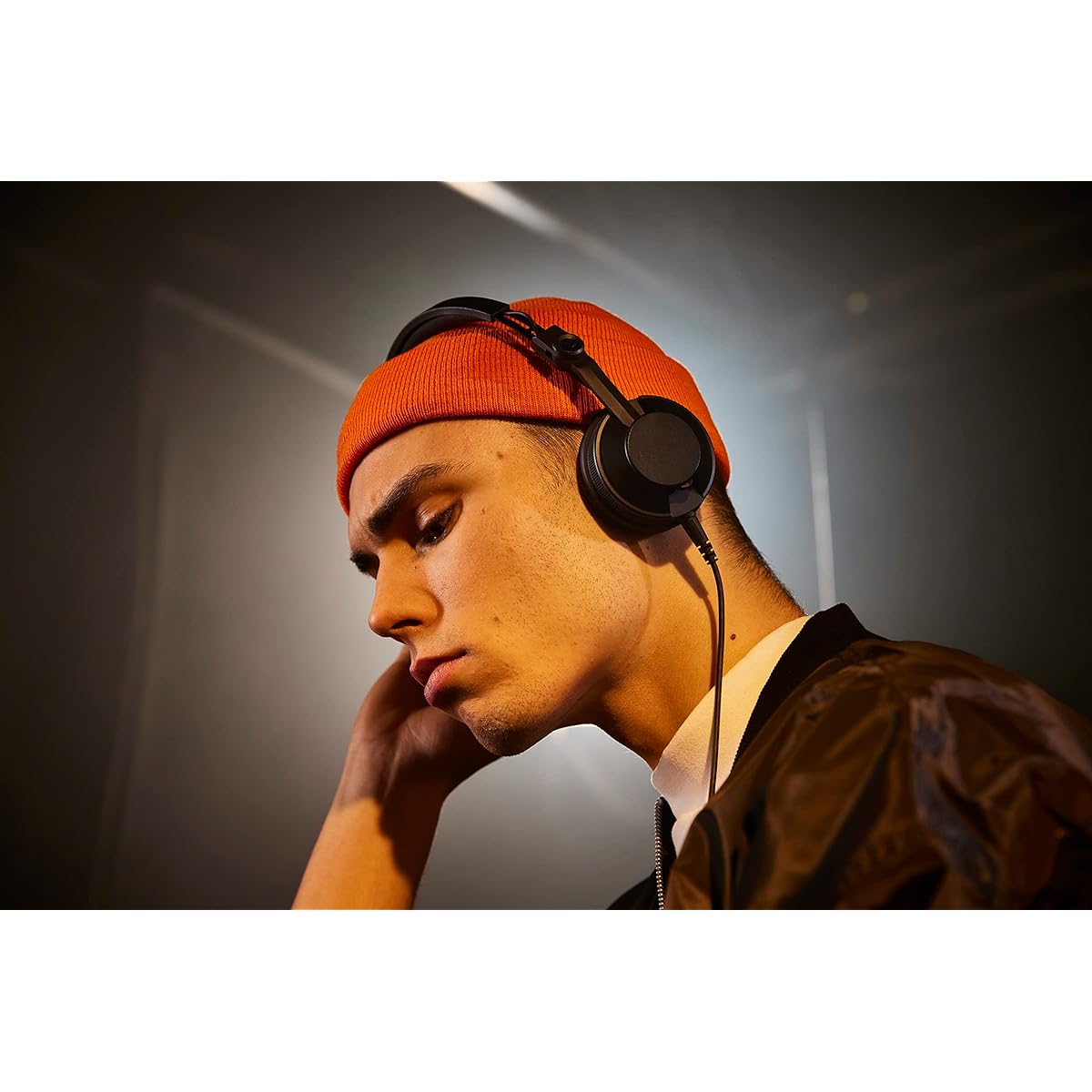 On-ear professional DJ headphones HDJ-CX