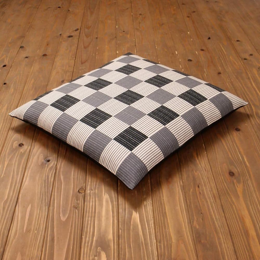 Zabuton cover set of 5 59 63 Happan size 59 x 63 cm Set of 5 made in Japan 100% cotton Reversible type Japanese checkered black