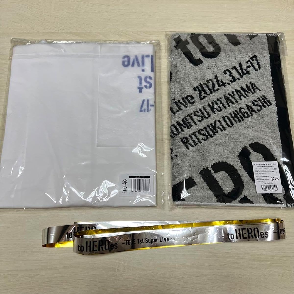 TOBE 1st Super Live Goods T-shirts, towels, silver tapes