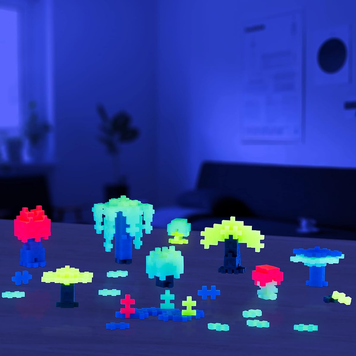PLUS PLUS - Glow in the Dark Mix 240 Pieces - Construction Stem/Steam Toy Interlocking Mini Puzzle Blocks for Kids