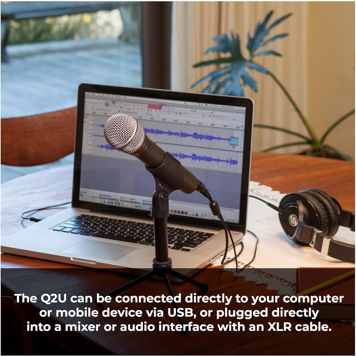 Samson Q2U Handheld Dynamic XLR/USB Microphone Bundle with Boom Arm, Shock Mount and Pop Filter (4 Items)
