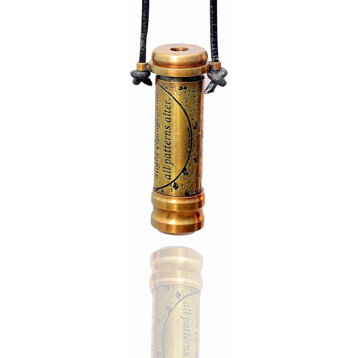Pocket Kaleidoscope Antique Brass Kaleidoscope Pendant Easy to Carry Brass Handmade Kaleidoscope for Kids Friends Family 3" x 0.7"