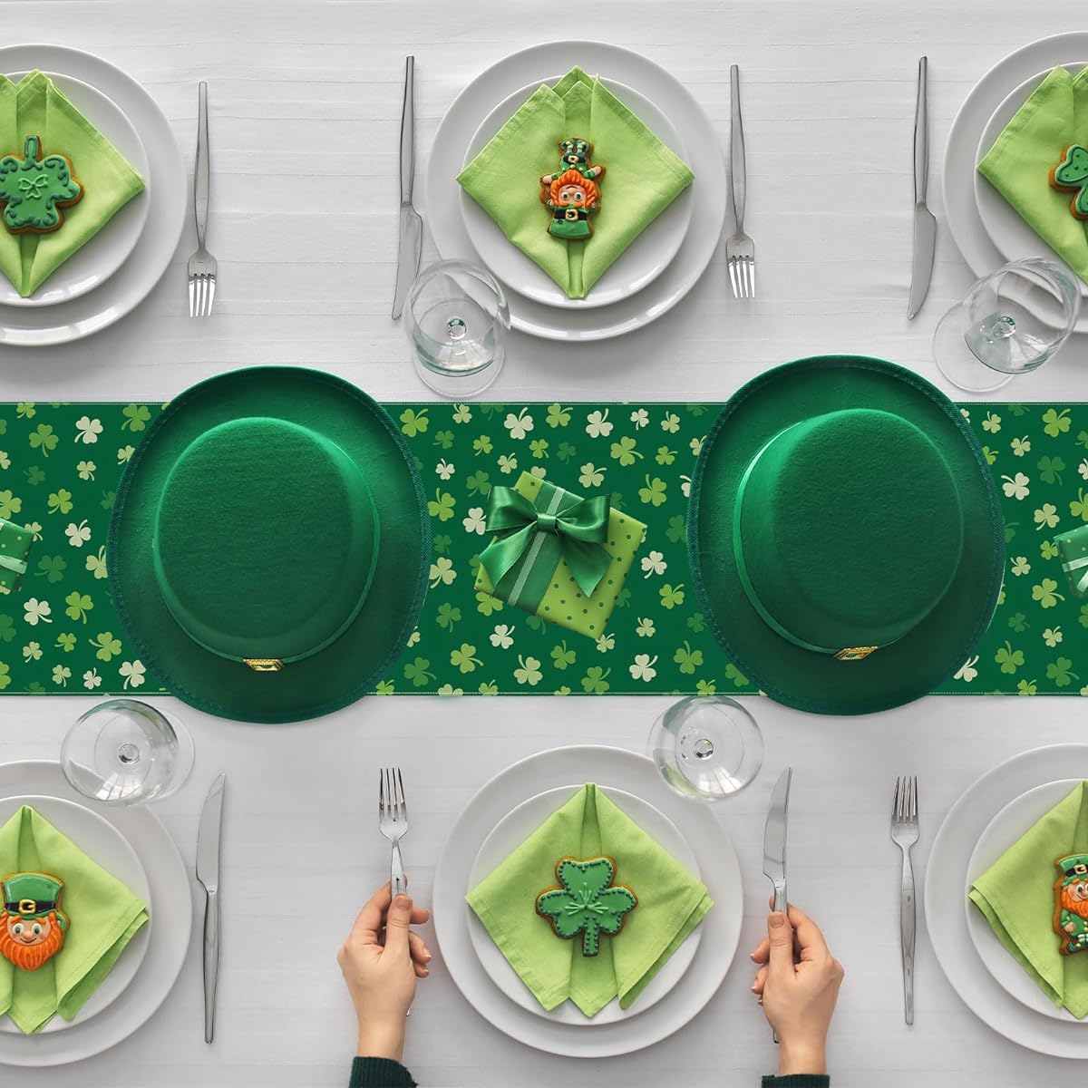 BOTB LIHM St. Patrick's Day Table Runner Green Shamrock Burlap Table Decoration Home Kitchen Dining Dinner Indoor Holiday Farmhouse Decor 13x48 Inch