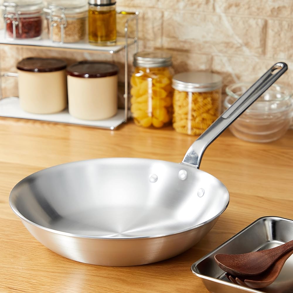 Akao Aluminum Aluminum Frying Pan, Inner Diameter x Depth (mm) 270 x 58, Gas Fire Compatible, Made of Hard Aluminum (AS3905 Material), Excellent Corrosion and Abrasion Resistance, Commercial Use AHL24027