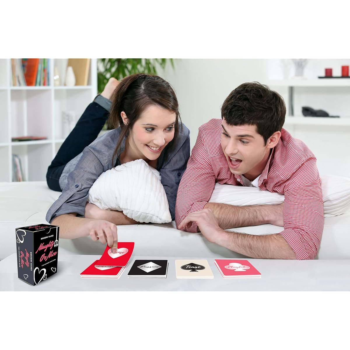 Couples Games - Naughty or Nice | Conversation Starters | Valentine's Day | Stocking Fillers | Gifts for Her | Gifts for Him