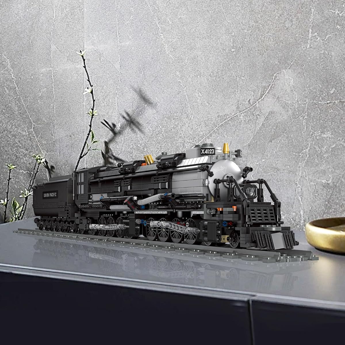Beberlu Steam Locomotive Building Toy, Large Steam Locomotive Model Display Kit with Train Track Building Blocks for Adults and Teens, Birthday Gifts, Home Decoration (1608 Pieces)