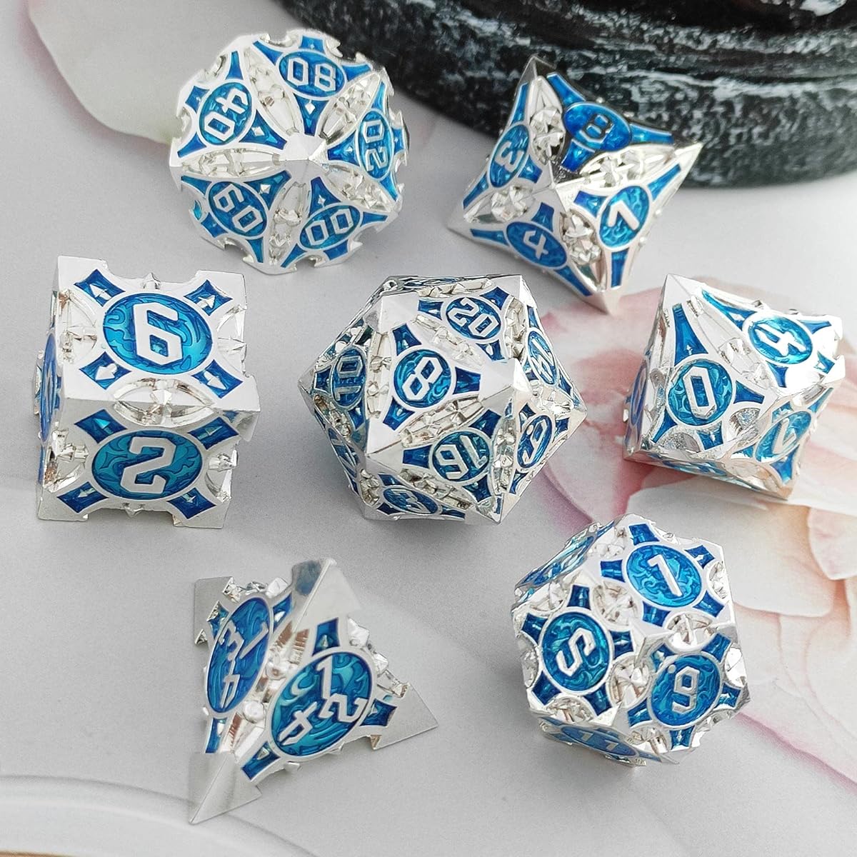 AJKDEUIH Metal D&D DND Dice Set Dungeons & Dragons Gift Polyhedral D20 Pathfinder TTRPG MTG Role Playing Warhammer Role Playing Dice D6 Side Dand D Dice Table Game Silver Blue