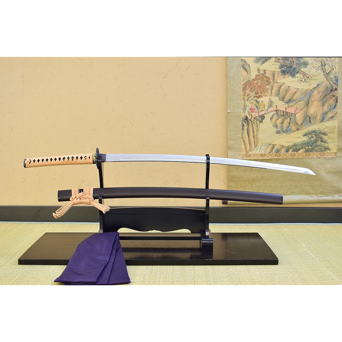 Shinobiya High-grade Iaido Sword Nagasone Kori Toushiro Kondo Isami 2 shaku 4 sun 5 bu (set of sword, sheath, sword cleaning cloth, and imitation sword certificate)