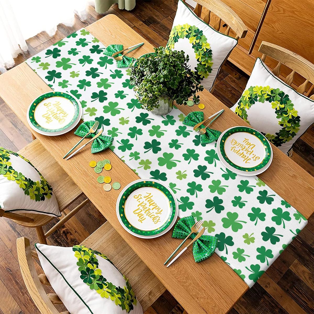 Vandarllin Cotton Linen Table Runner Dresser Scarf St. Patrick's Day Shamrock Non Slip Burlap Rectangle Table Setting Decoration for Wedding Party Holiday Dinner Home 14x72inch Green Clover