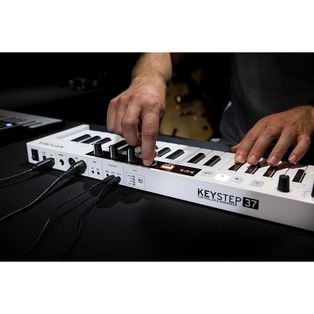 Arturia KeyStep 37 Controller & Sequencer 37-Key MIDI Controller with Polyphonic Step Sequencing, Chord/Arpeggiator Modes, Capacitive Pitch/Mod Strips, CV/Gate, 5-Pin, MIDI, USB