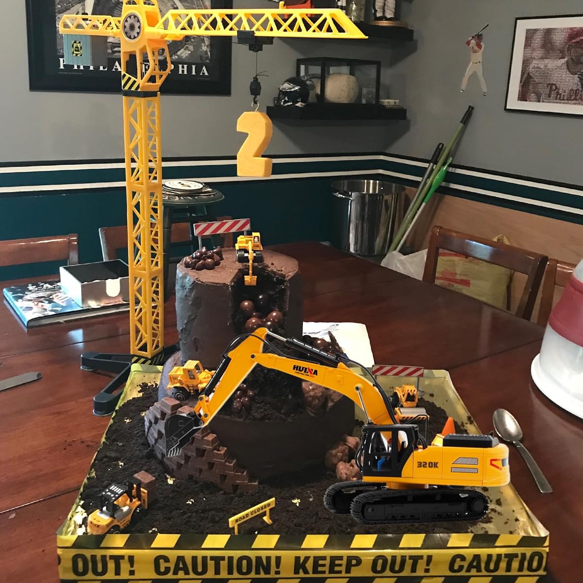 Gemini&Genius Excavator Toy, Construction Vehicle Digger Toy, 1/35 Scale Diecast Engineering Tracked Excavator Vehicle Alloy Model Toys for Kids Home Decoration, Shovel