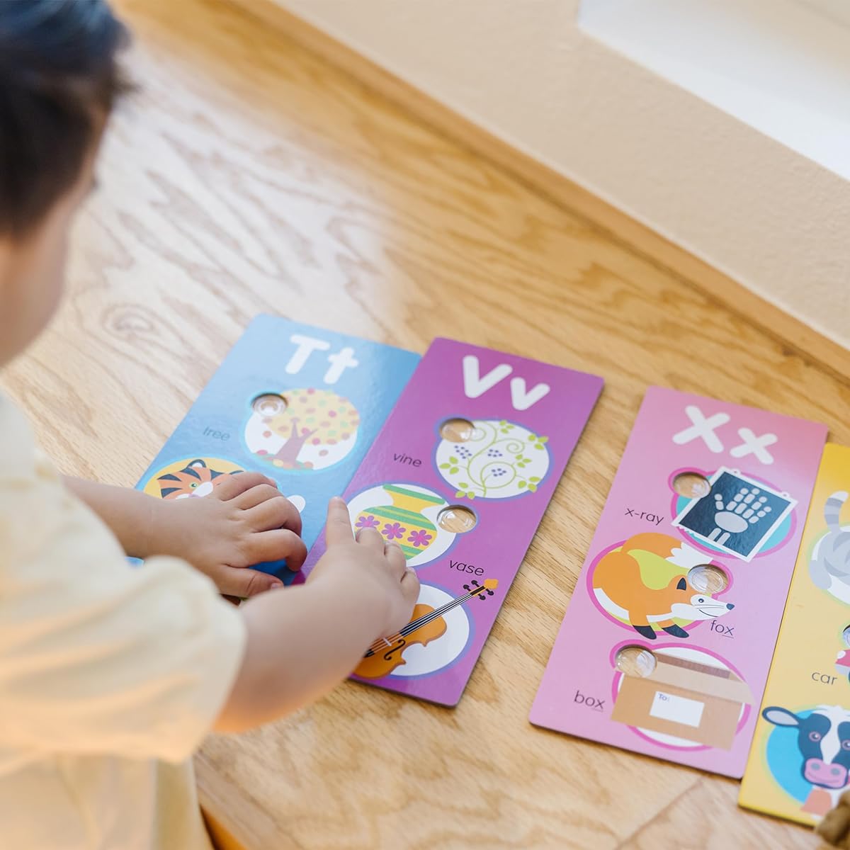 Melissa & Doug Learning Cards Poke-the-Dot Alphabet