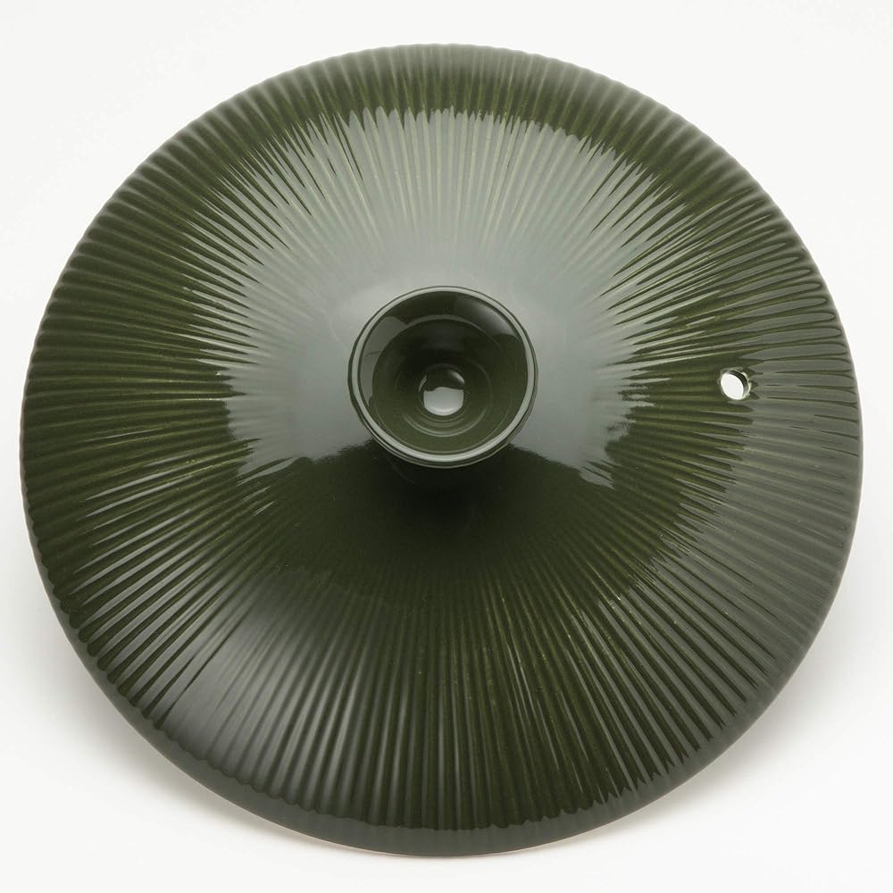 TAMAKI Earthen pot Thermatech for 4-5 people, Olive, Diameter 31.7 x Depth 27.2 x Height 15.6 cm, Direct fire/Microwave/Oven compatible TDF02-910