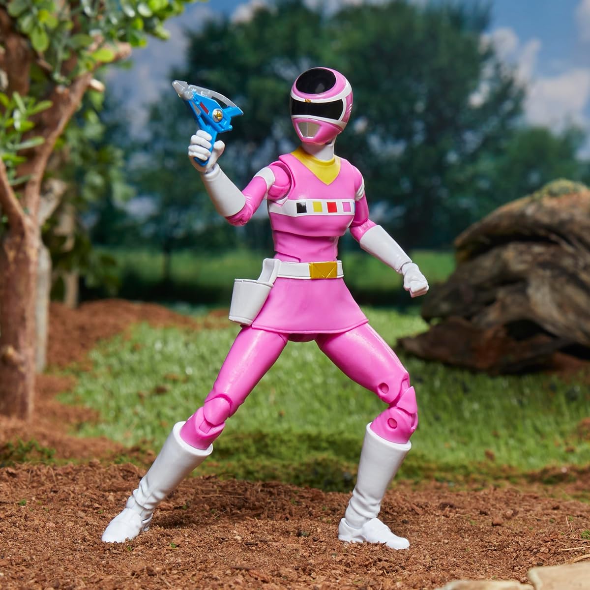 Power Rangers Lightning Collection Space Pink Ranger 15cm Premium Collectible Action Figure Toy with Accessories For Ages 4+