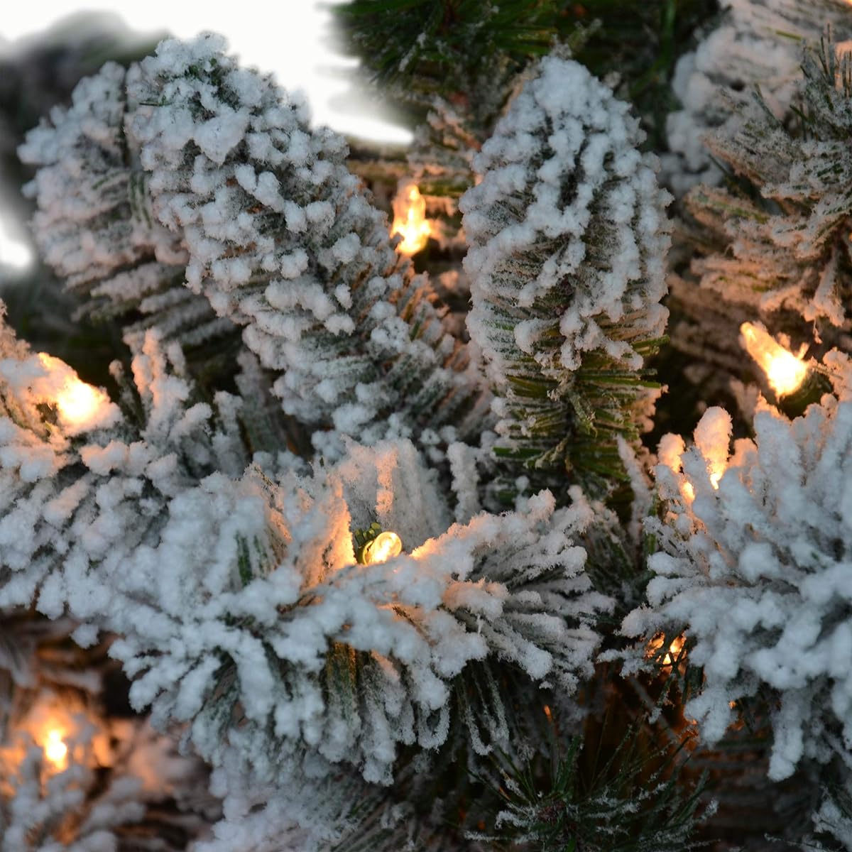Puleo International Pre-Lights 4.5ft Flocked Virginia Pine Artificial Christmas Tree Lights 200 Pieces Green