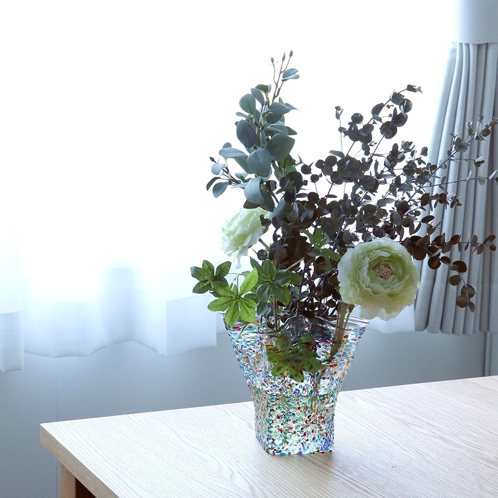 Tsugaru Vidro Frill Vase F-79455