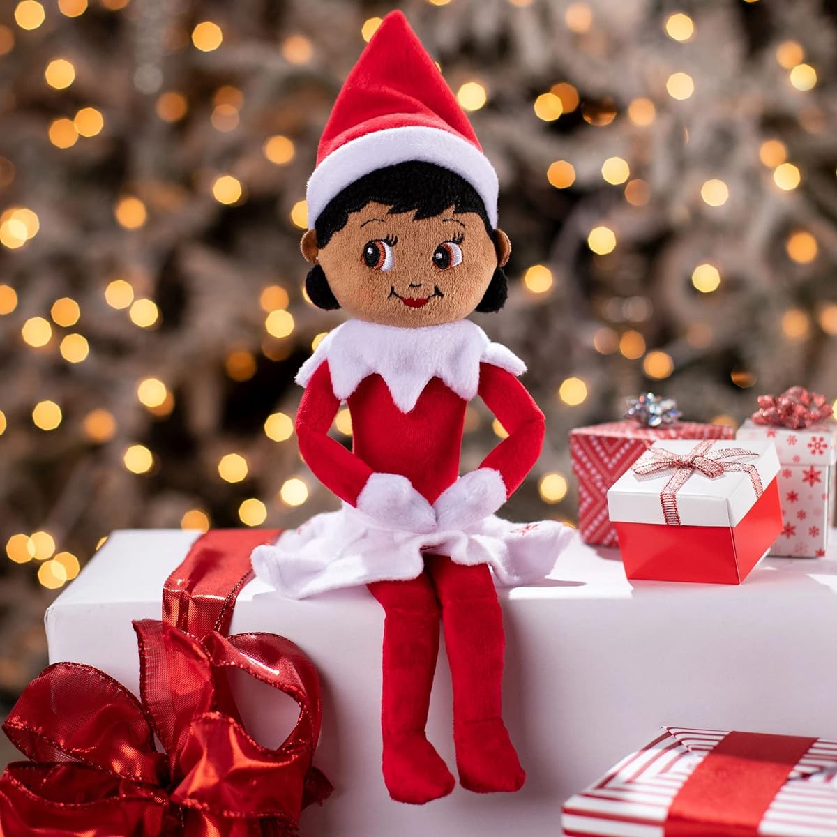 The Elf on the Shelf: Plushee Pals Girl Dark Snuggler and A Christmas Storybook Collection