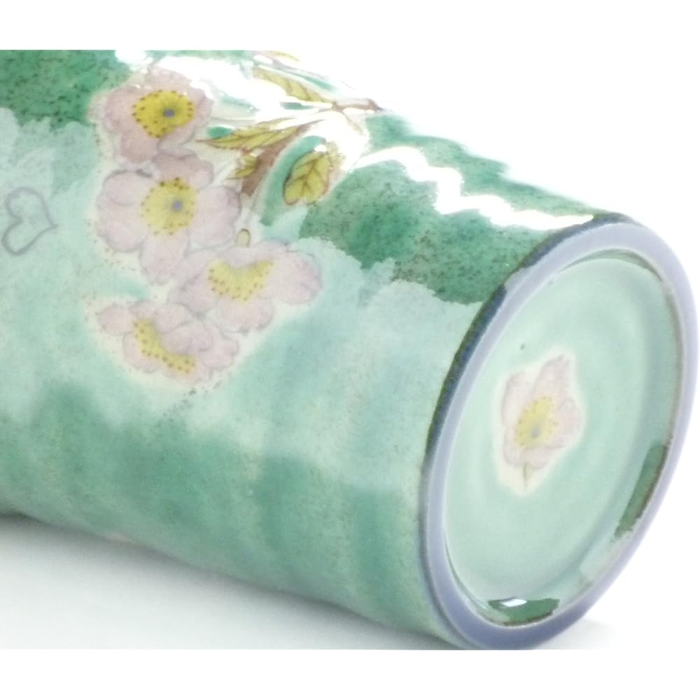 Kutani ware "Mug" Somei Yoshino green painted back illustration