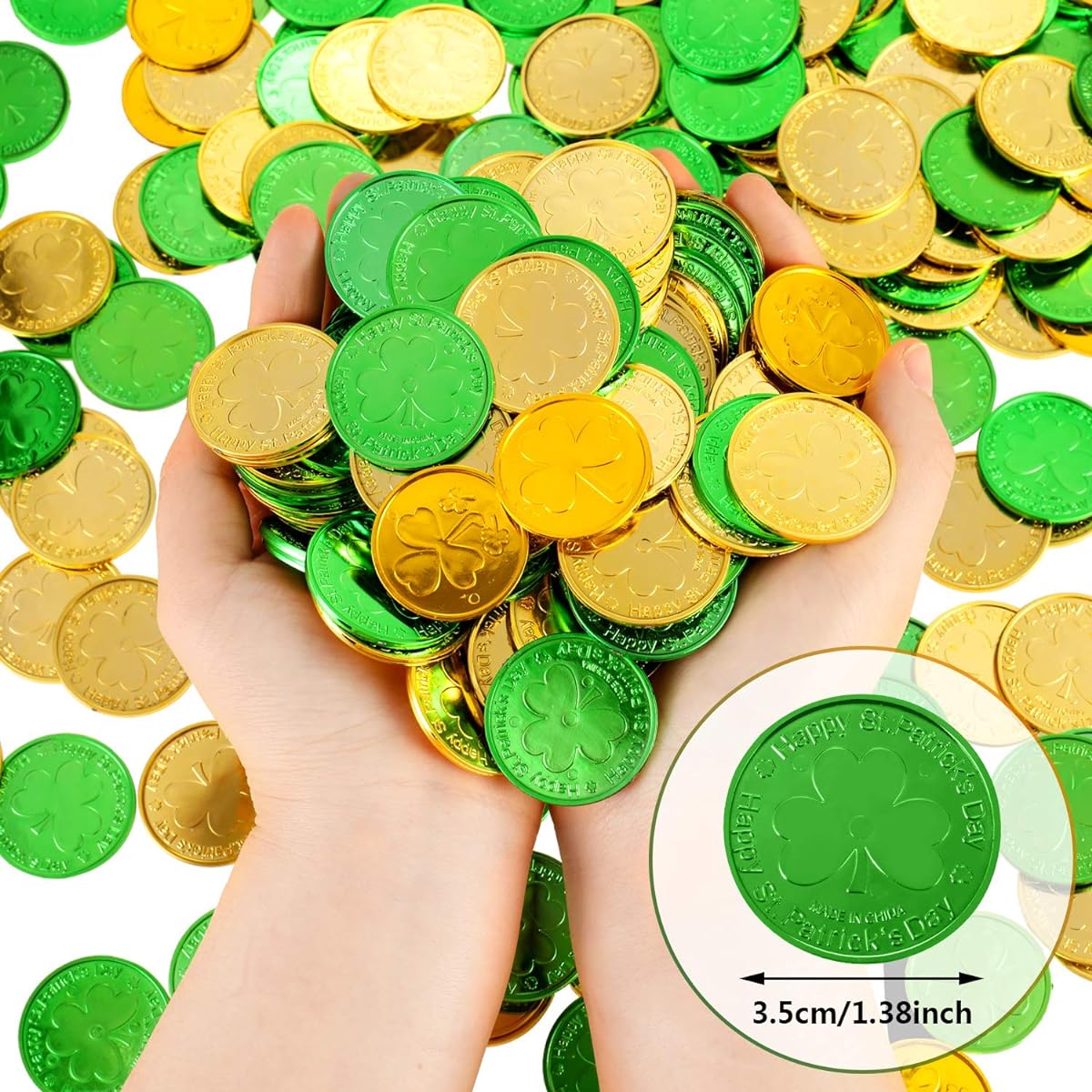 St. Patrick's Day Shamrock Coins, 320 Pieces Green and Gold Coins, Decorative Plastic Coins, St. Patrick's Day Party Supplies, 2 Styles