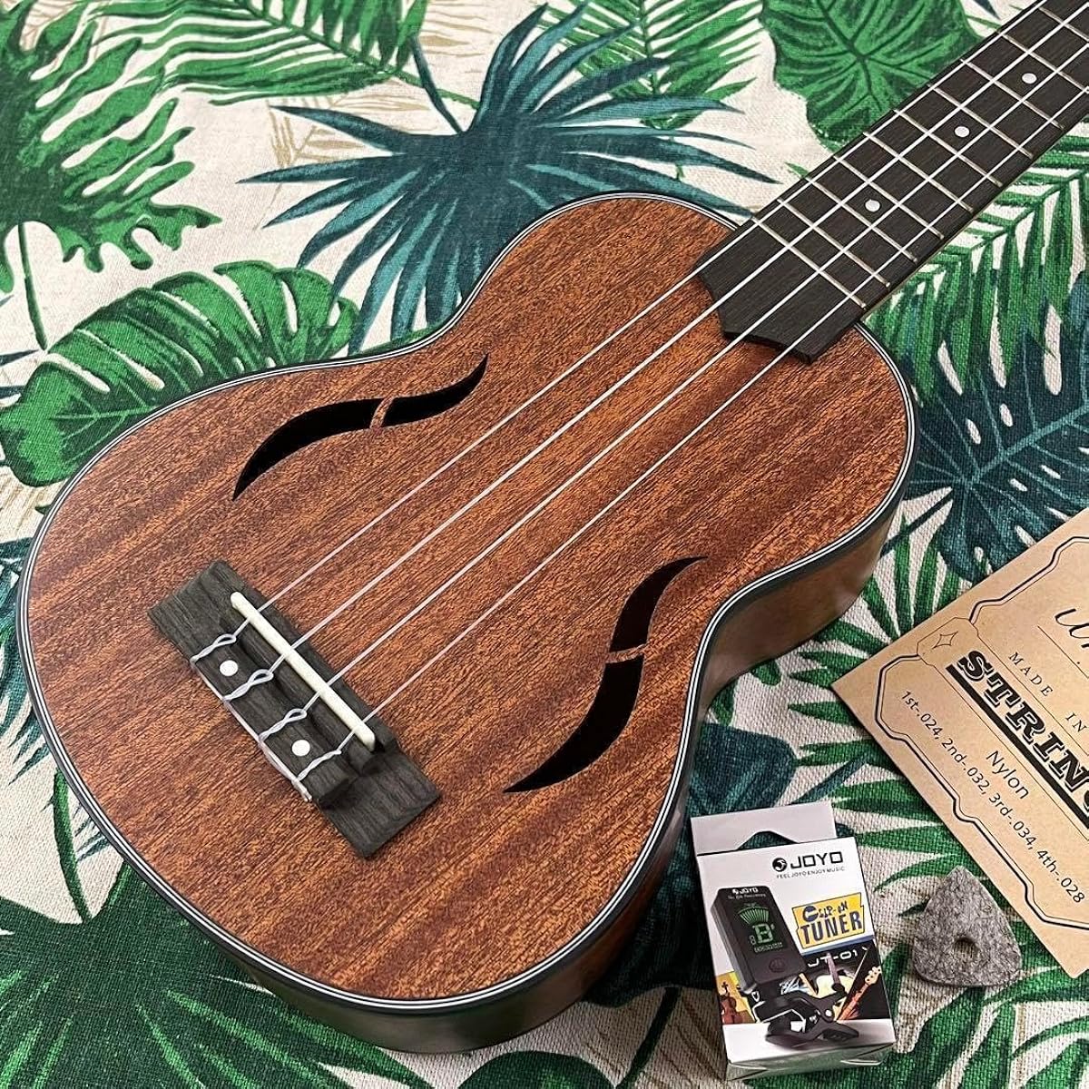 Beginner's Set IRIN Walnut Soprano Ukulele Ukulele Specialty Store