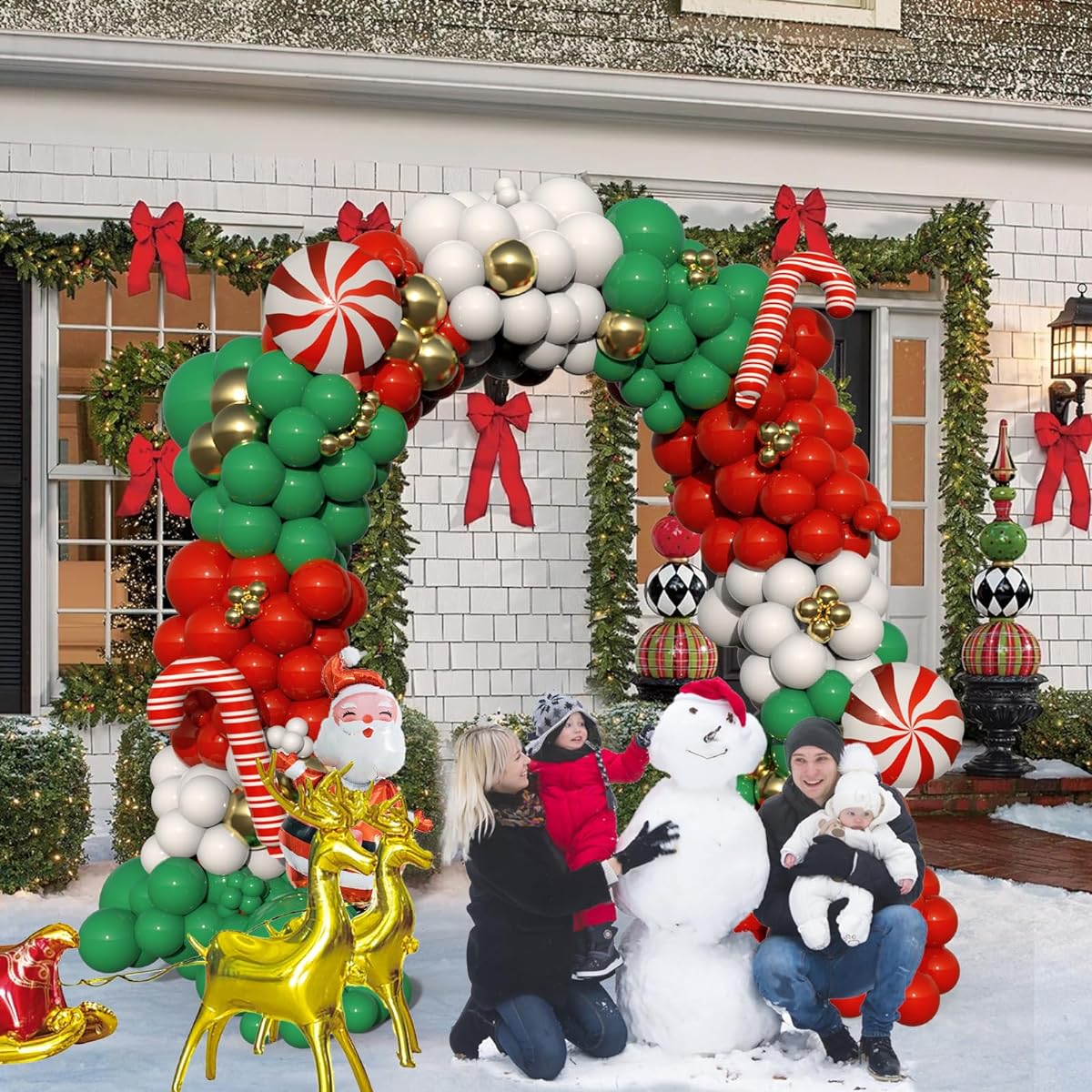 Christmas Balloon Garland Arch Kit 134 Pieces Christmas Green Red White Gold Balloon Garland Kit Candy Cane Foil Balloon Elk Santa Claus Balloon New Year Christmas Party Decoration