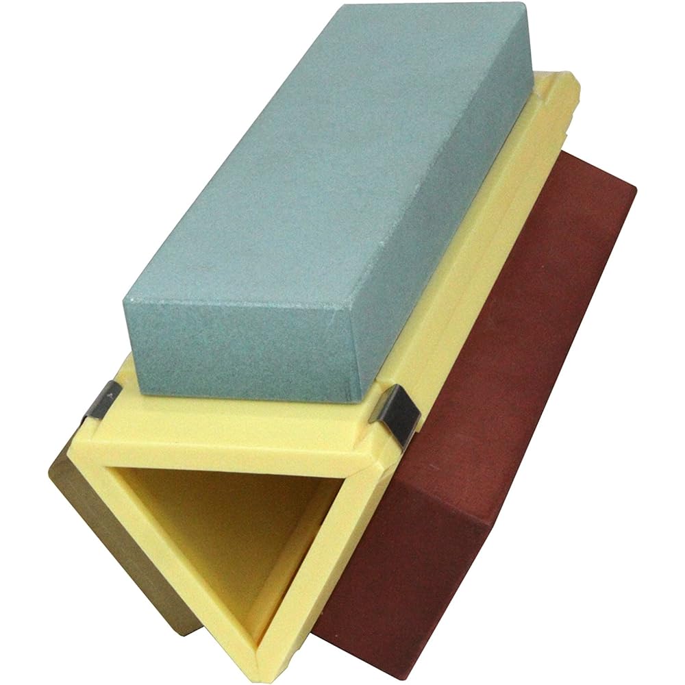 SK11 Sharpener 3-sided whetstone set (rough #220, medium #1000, finishing #3000) with sharpening bucket