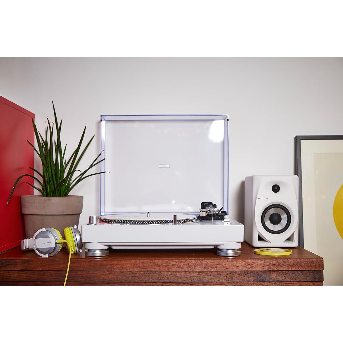 Pioneer DJ 4-inch 2-way active monitor speaker DM-40D-W (White)