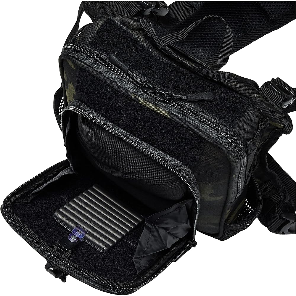 LITTLE PRESENTS Chest Pack B-29 Black Camo