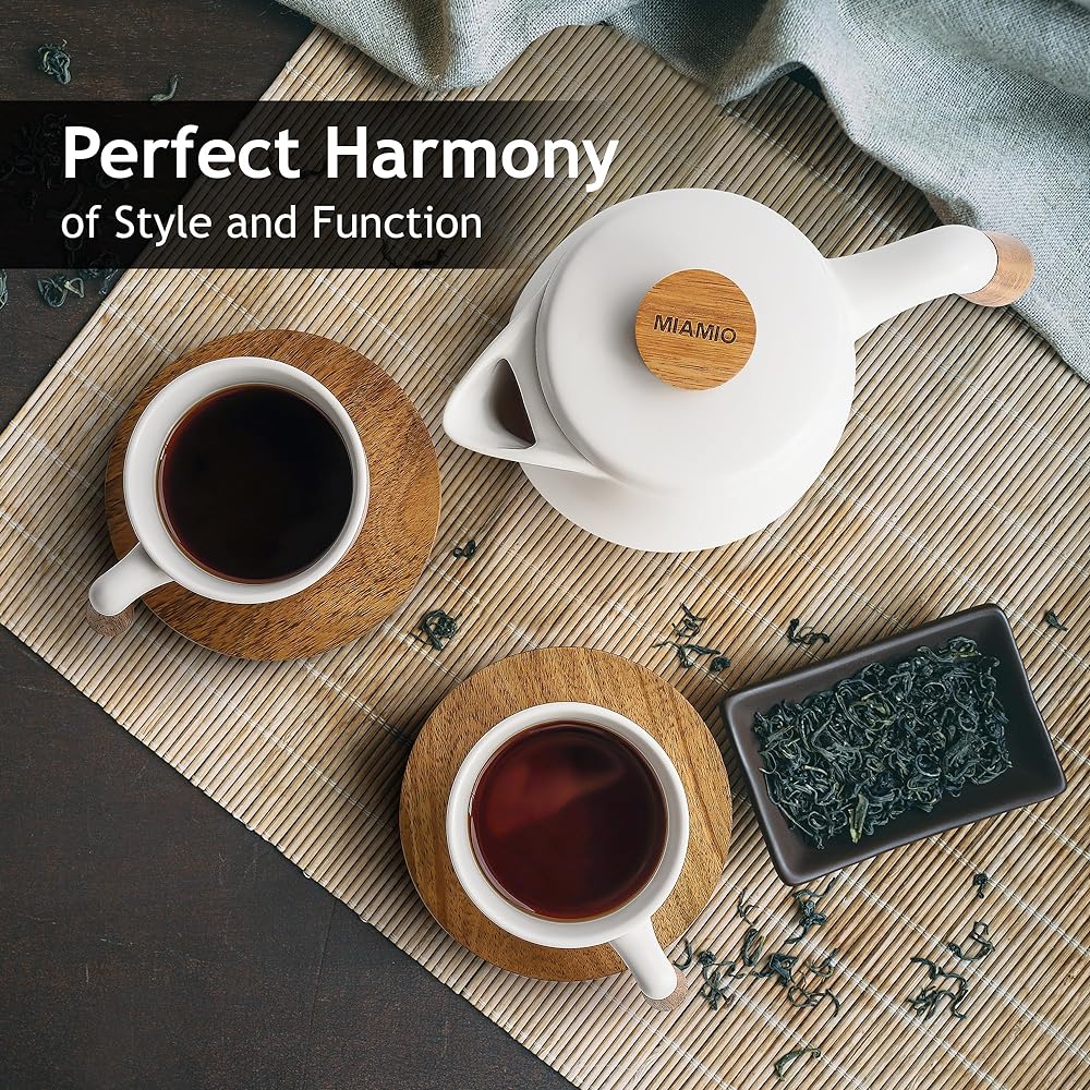 MIAMIO – 1000 ml ceramic teapot set with infuser and cup/tea strainer, 4 ceramic tea mugs (300 ml), bamboo saucer/handle, for home and office use (white)