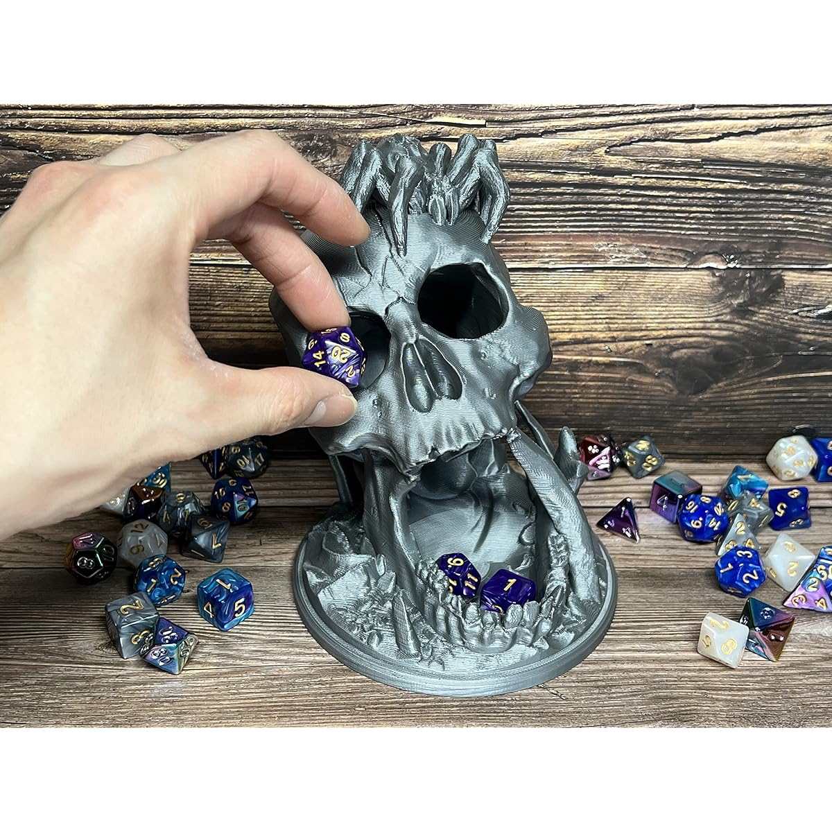 MunnyGrubbers - Skull Dice Tower - (Includes Set of 7 Random D20 Dice) - Tabletop Role Playing Game - Dice Roller - Dungeons and Dragons - DND - D&D - (Bronze)