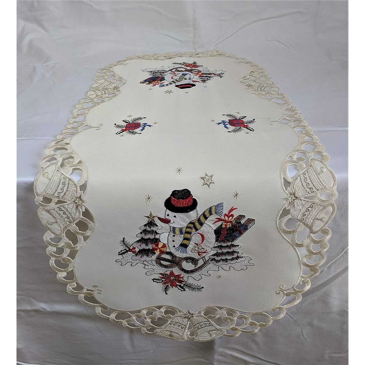 Doily Boutique Christmas Table Runner with Snowman on Ivory Fabric, Size 34" x 15"