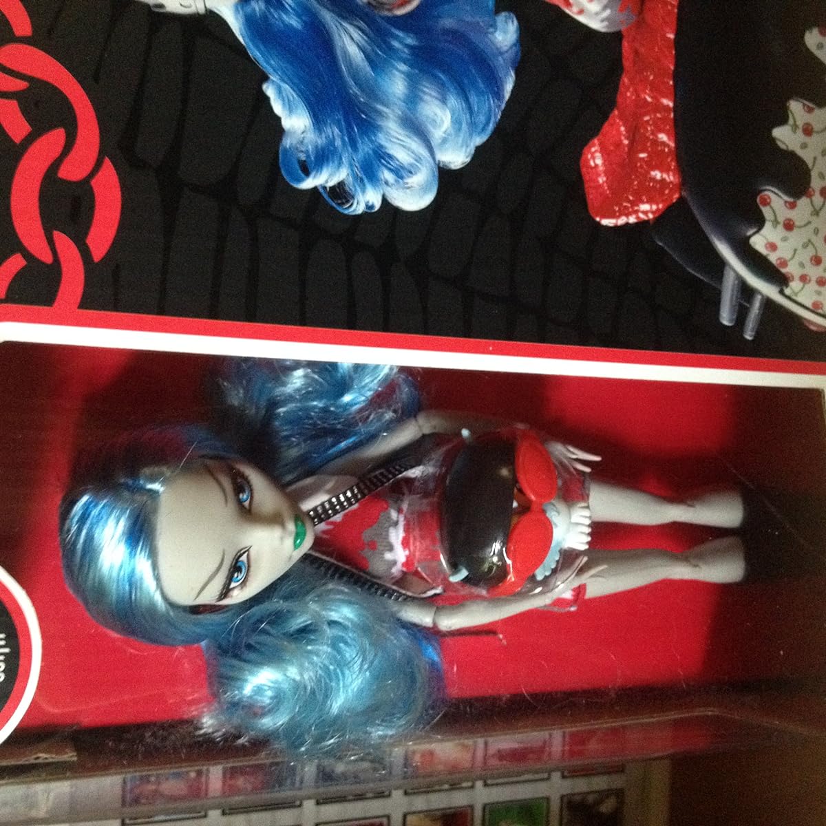 Monster High - Ghoulia Scooter Includes Ghoulia doll