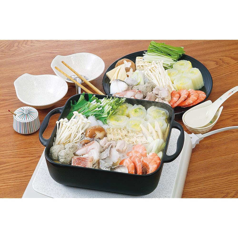 Iwachu Square Pan Black Body Size (cm): 30.5 x 24.5 x (H) 3.5 (Shallow) / (H) 8.5 (Deep) Compatible with IH 21700 Two-handed Pot Nanbu Tekki
