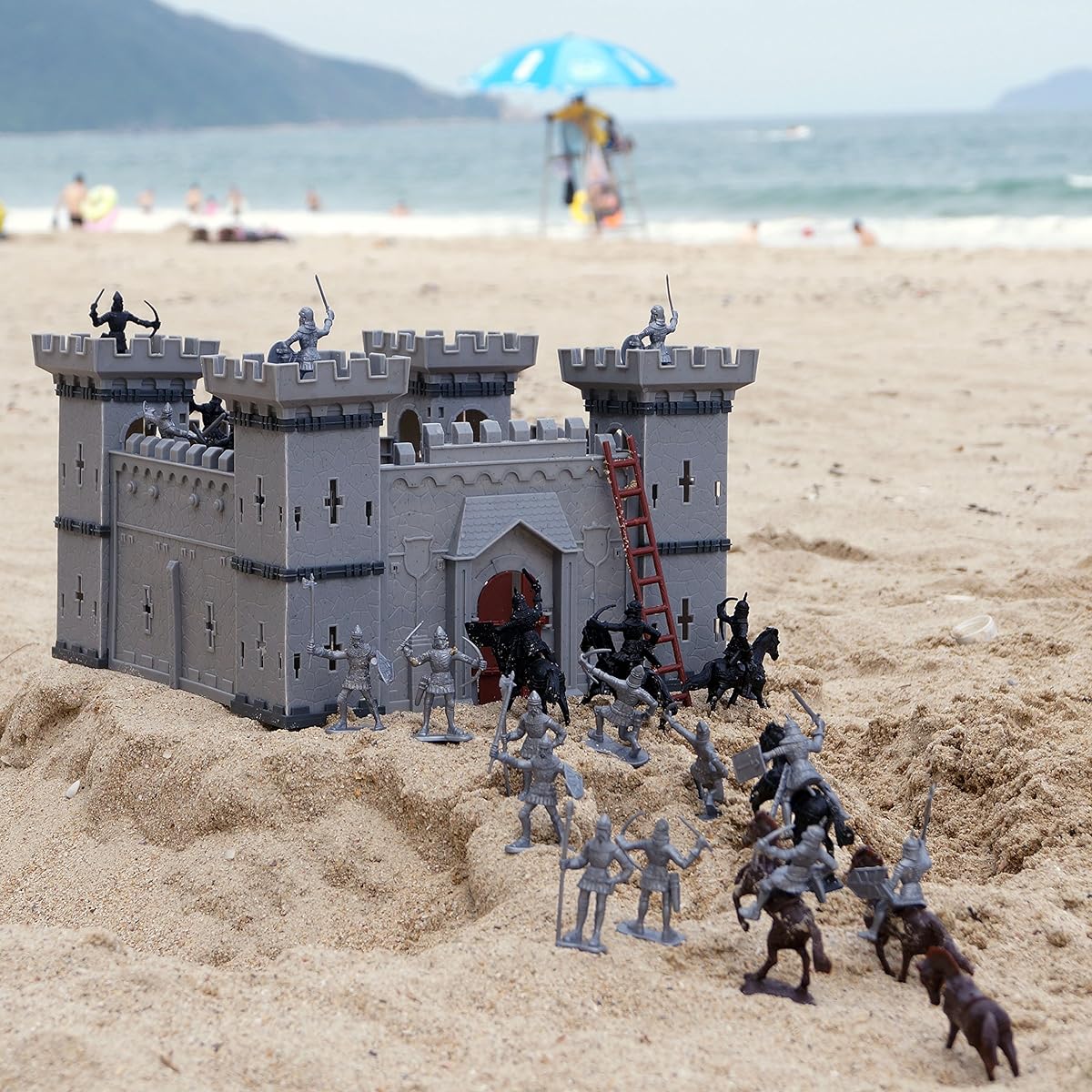 Puuraise DIY Citadel Building Medieval Medieval Military Model Kit Set and Figures Soldier Knight Simulate Attack War (Type A)