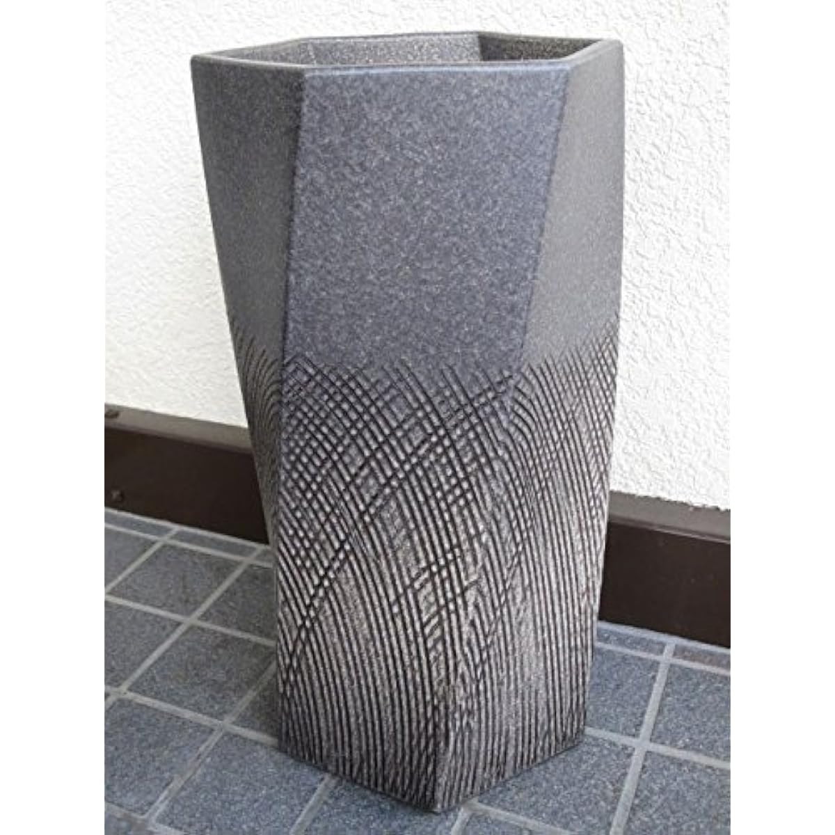 Ceramic umbrella stand, comb twist hexagonal, Shigarakiyaki