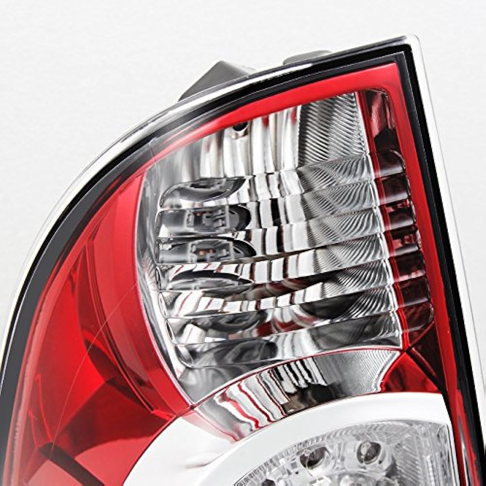 05-15 Toyotata Komapic Up for Truck Red Clear Tail Light Brake Lamp Driver left side replacement