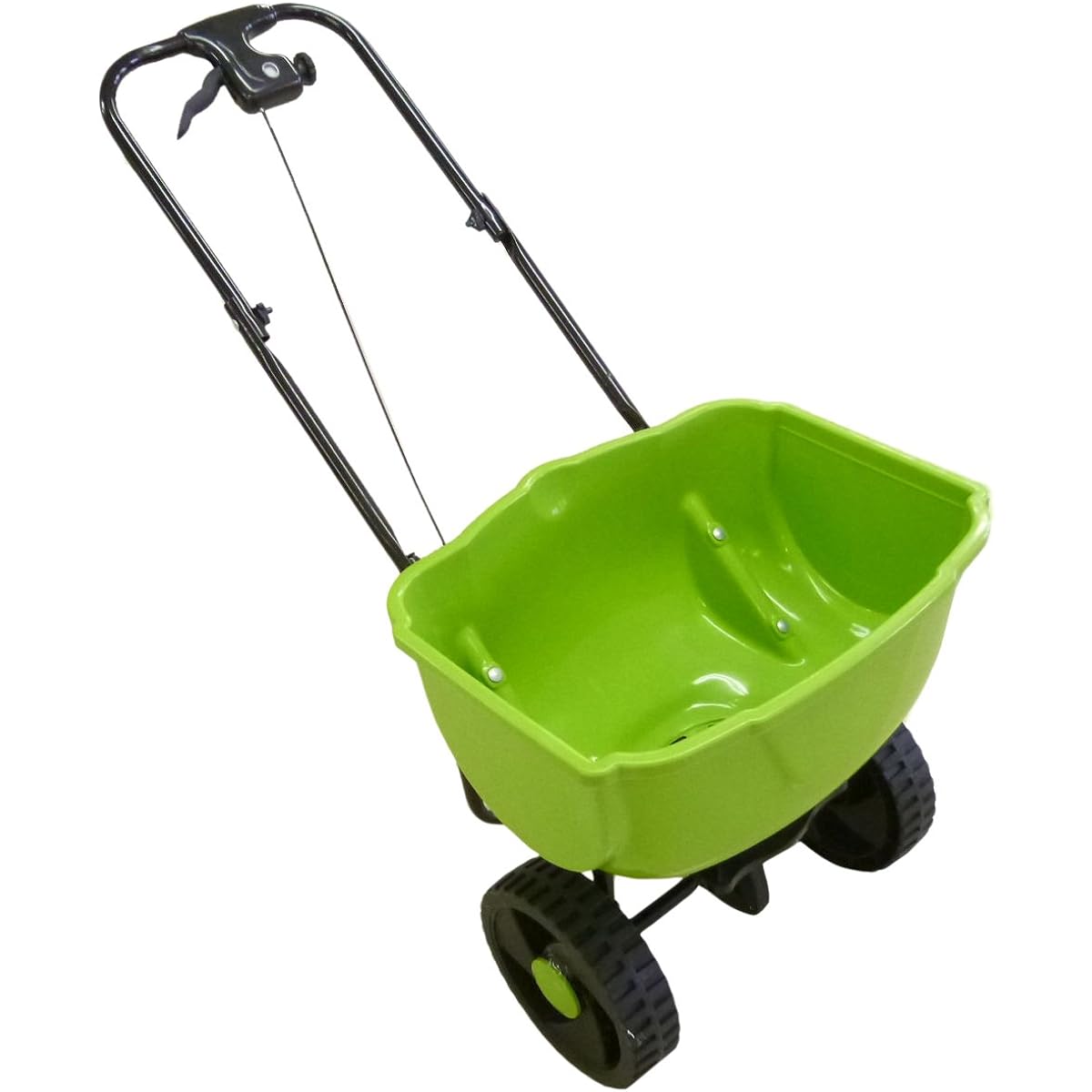 Shinsei Fertilizer Spreader Small