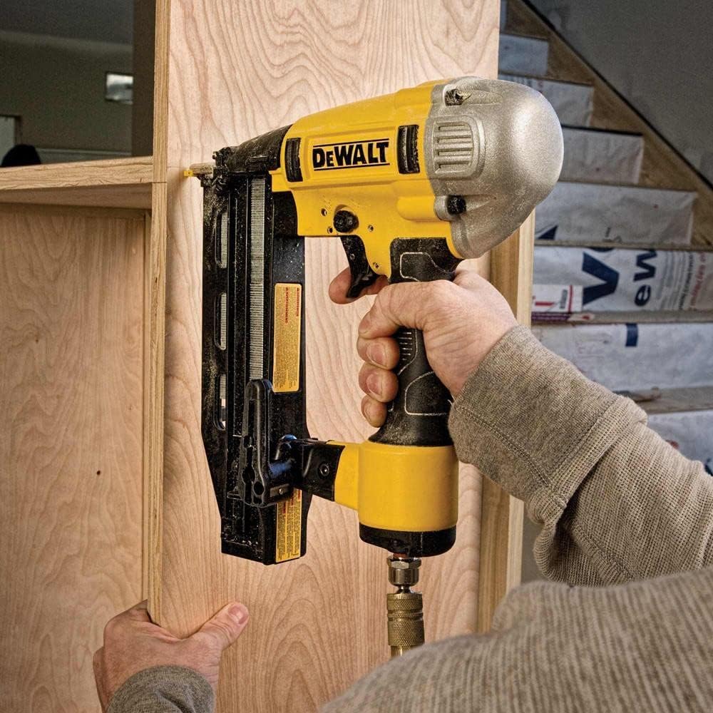 Dewalt Dewdpn1664PP Finish Nearler