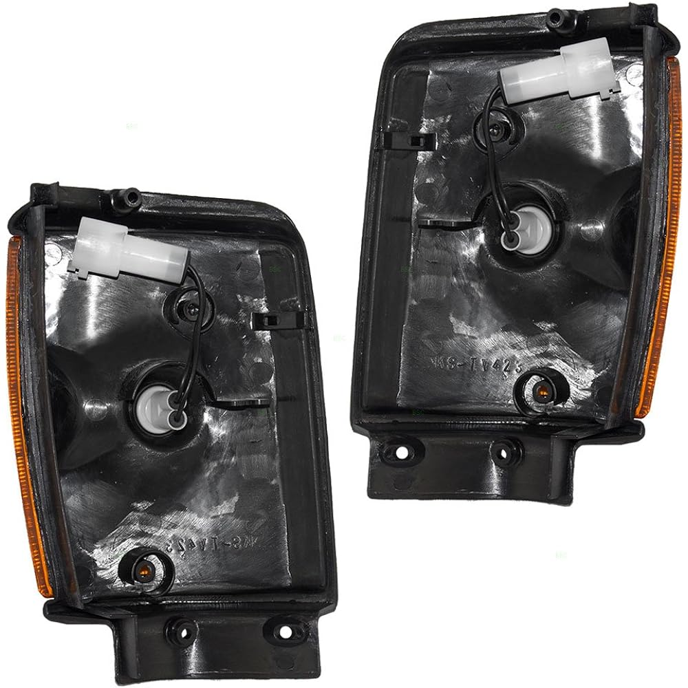 Driving seat and passenger seat Signal corner Marker Light lamp paint with trim replacement items Toyota Pickup truck SUV 8162089143 8161089143