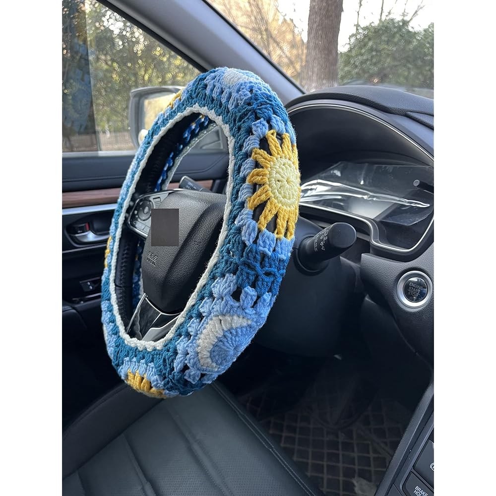 Handmade sticker-knitting sun and moon car handle cover Universal 14-15 inch men and women (handle cover+steering needle knitting strawberry)