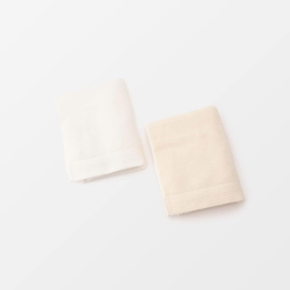 Set of 2 light and sweetly twisted face towels (white, ecru)
