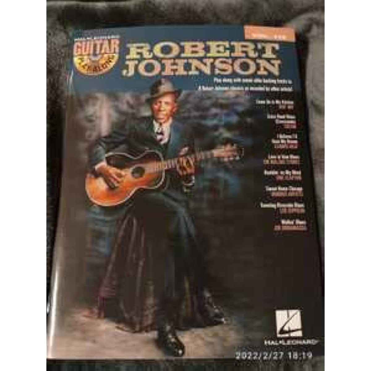 Robert Johnson songs sheet music (CD, TAB included) Eric Clapton and others