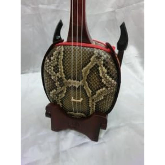 A wooden foldable sanshin stand (brown) for Okinawa sanshin and Amami sanshin. This stand also comes with a drumstick stand that can be used as a music stand.