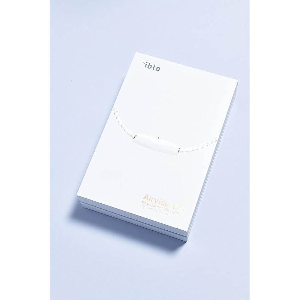 [Spring Sale] Buy one M1 (white) and get one L1 (black) free. Airvida M1 Neck-type Negative Ion Air Purifier (White)