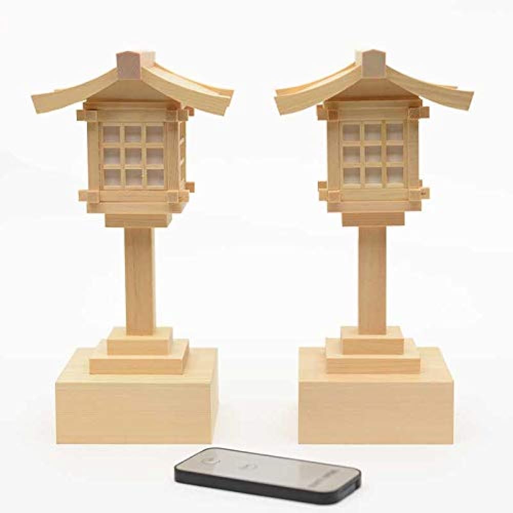 [Hiruta Buddhist altar fittings store] (Divine utensils) 1 pair of Kiso cypress Kasuga lanterns with LED remote control