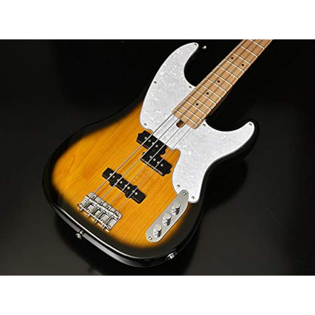 Bacchus BTB-PJ/M 2TS 2-tone sunburst bass beginner 12-piece set [with mini amp] Precision bass type Bacchus