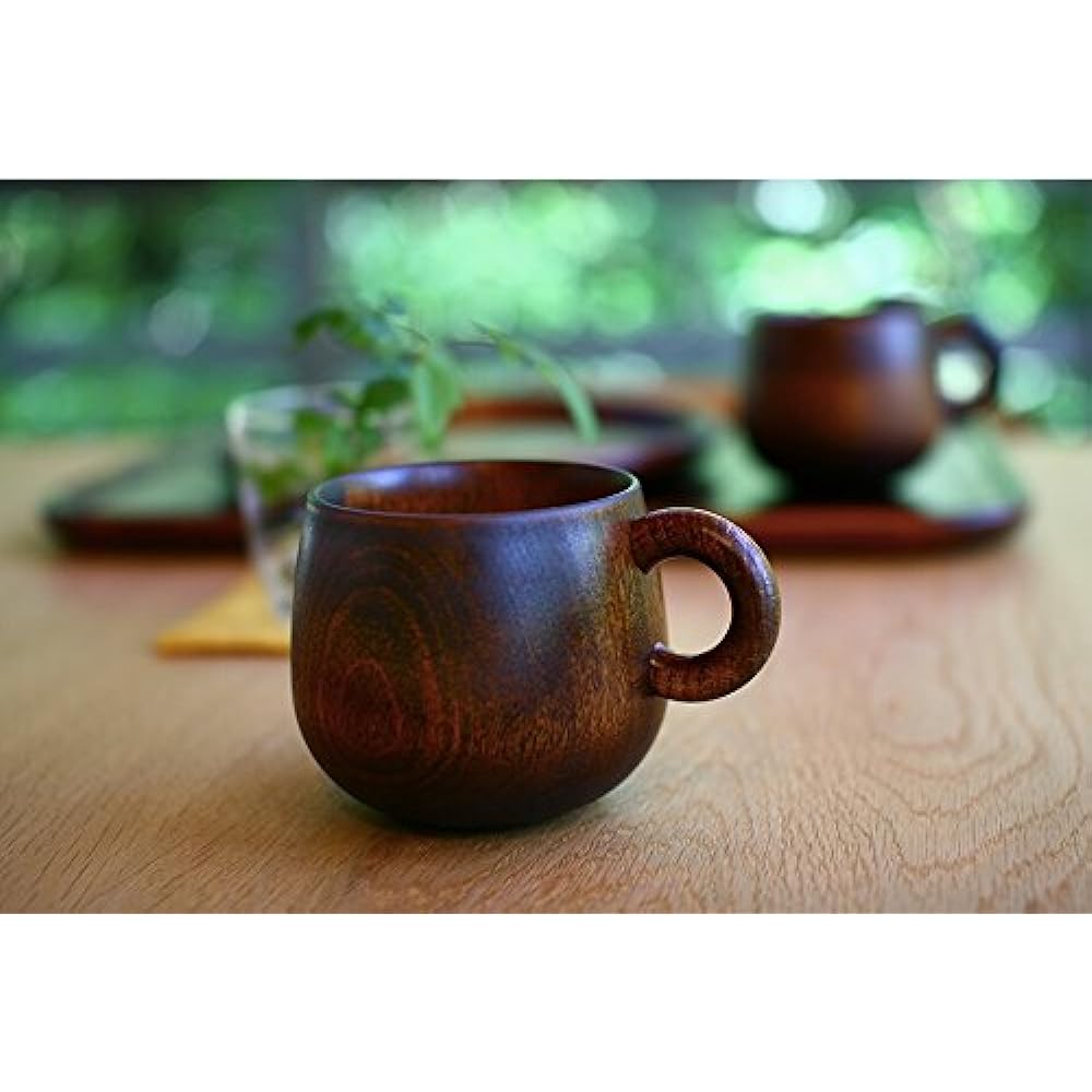 Chaine de Mug, a mug carved out of a horse chestnut tree, a reliable Japanese wooden product that will make you feel the comfort of natural materials on your daily dining table and make your heart happy Oak Village