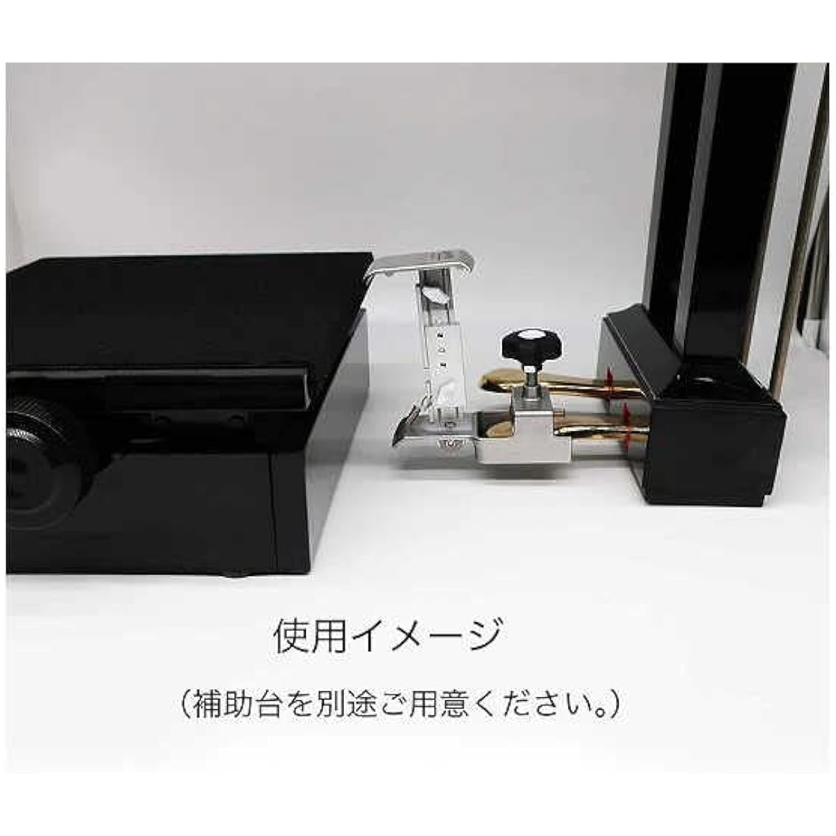 Piano auxiliary pedal Pedal PLUS Do (Pedal Plus Do) Manufacturer: Behning & Sons (with cleaning cloth) Assists piano pedals Easy vertical adjustment without tools